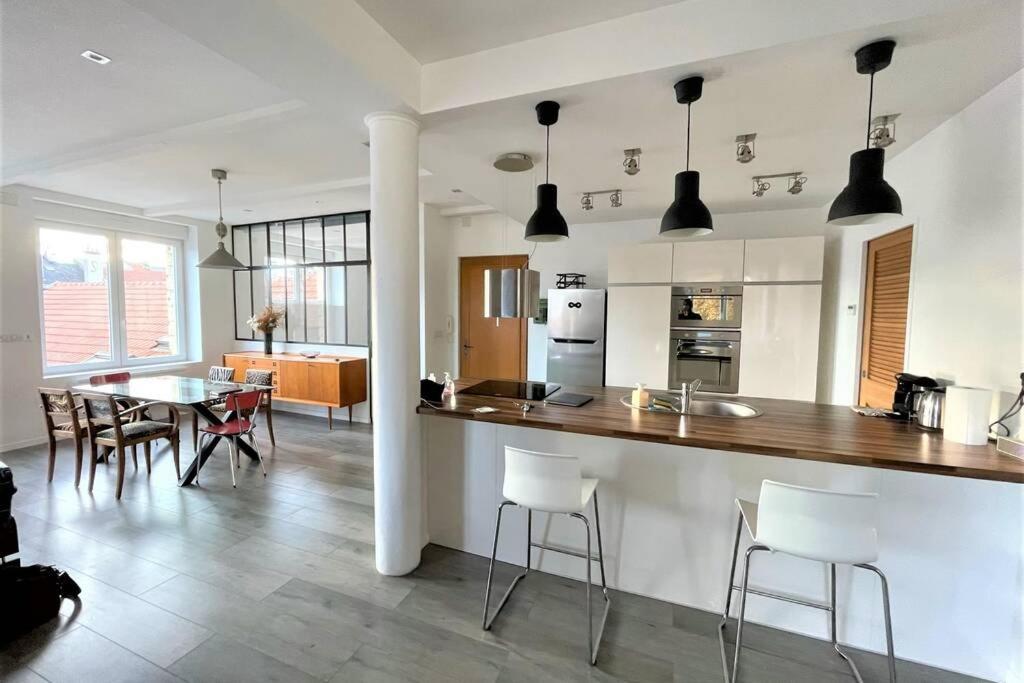 Apartmán Superbe Loft 100M2 Proche Cathedrale Avec Parking Remeš Exteriér fotografie