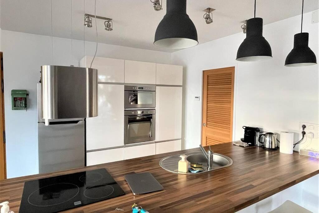 Apartmán Superbe Loft 100M2 Proche Cathedrale Avec Parking Remeš Exteriér fotografie