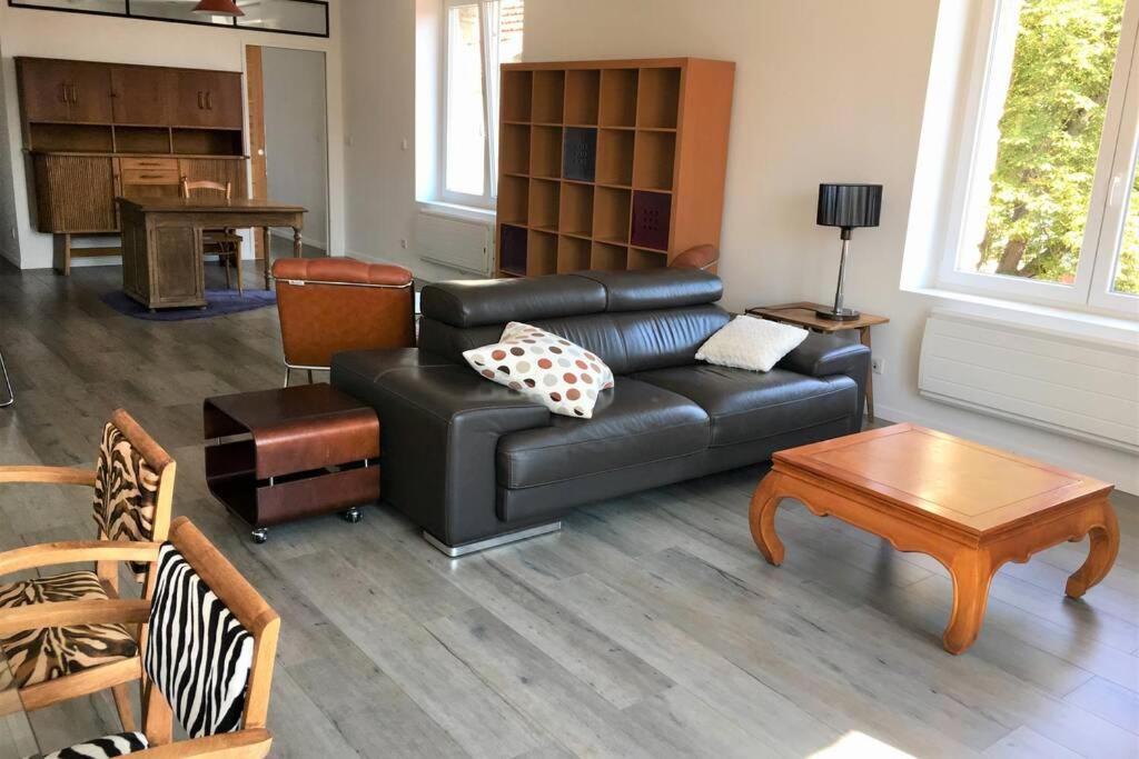 Apartmán Superbe Loft 100M2 Proche Cathedrale Avec Parking Remeš Exteriér fotografie